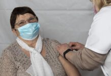 Las desigualdades en el acceso a las vacunas son más grotescas cada día, según OMS