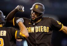 Fernando Tatis Jr. regresa explosivo y batea de 5-4, con dos jonrones y cuatro empujadas