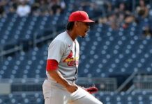 Alex Reyes logra el salvamento 27 y los Cardenales barren a los Piratas