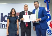 El Estado dominicano amplía vigencia de contratos con Claro, Altice y Viva