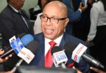 Alfredo Pacheco garantiza habrá acuerdo con la JCE en proyectos electorales