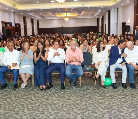Damas de la Fuerza del Pueblo realizan actividad