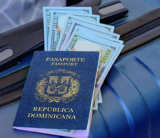 JCE gastó el equivalente a 203 salarios mínimos en un viaje a España para dos de sus miembros